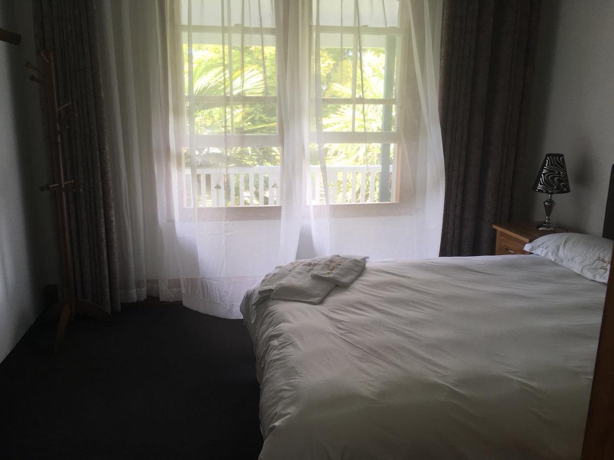 Te Puia Hot Springs Hotel Phòng bức ảnh